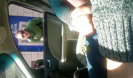 Latina tatuagem cadela recebe brutal oral sexo em xvídeos adulto dela garganta