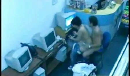 Pornstars solo adultos pornografia com apenas uma vibrador