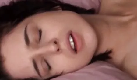 Pessoal Massagem Jovem rede de pesca suga seu vídeo pornô de adulto cliente