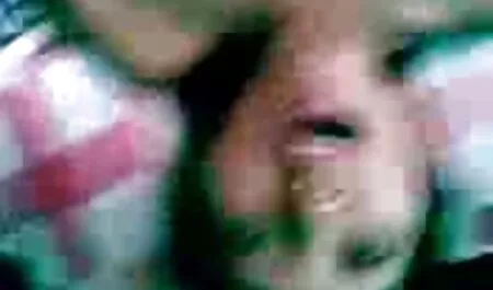 Duas suculentas Lésbicas anal filmes e videos adultos zest segurando um monte de dildos