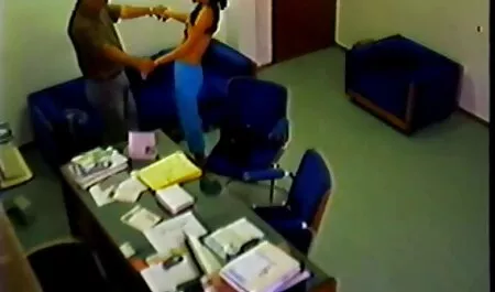 Brutal preto fodido uma loira madura e derramou porra dele em video adulto nacional sua buceta