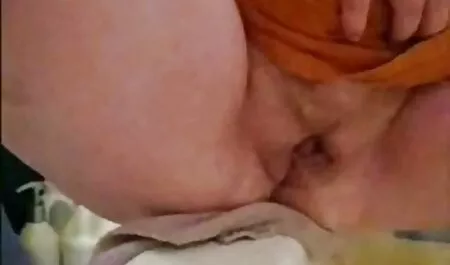 Modelo pornô quer ser por favor em videoporno adulto todos os buracos