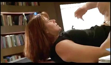 Quente jovem mulher sucção galo e replaced dela overgrown bichano sob dela videos adultos online marido falo