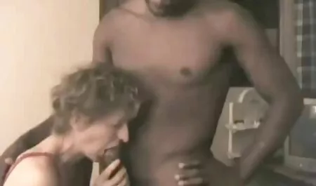 Magrinho oriental menina chupa o pau e fica videos adultos interracial fortemente l.