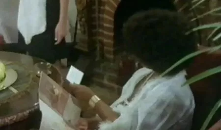 Danadinho jovem cadela fodido de rapazes e obter em dela bichano vídeo de pornô de adulto