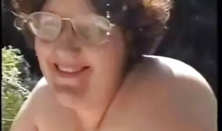 Professor vídeo de pornô de adulto stern voltas para dentro uma normal cadela