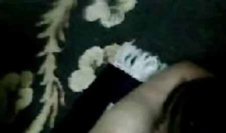 Duas videos adultos com novinhas lindas lésbicas maduras e seu sexo fetiche noturno