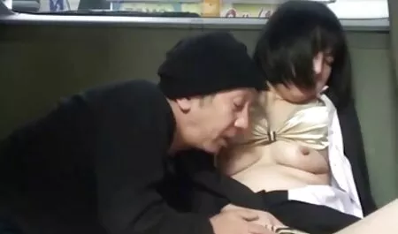 Bela madura latina paixão leva um falo em videos de adultos free sua bunda