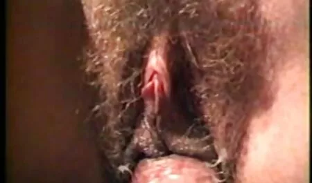 Maduro dona de casa é pronto para porra dela bichano e burro com sexo videos adultos antigos brinquedos