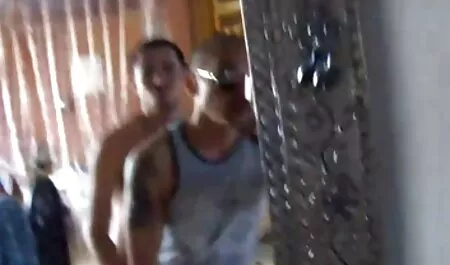 Peituda madura filme adulto com rita cadilac é feliz com o gigante pedaço de pau