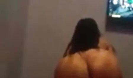 Bootyfull loira xxx adulto video obtendo este burro fodido áspero e quente
