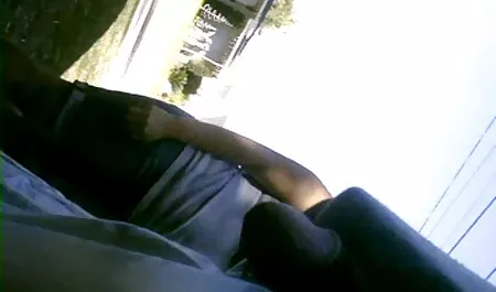 Olhando para a frente, eu coloquei um pau na buceta de videos adultos amadores uma morena peituda depois que ela chupa