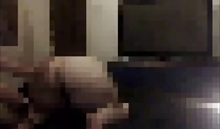Tempestade faz as pessoas de férias na porno adulto free praia