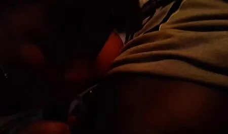 Mulher negra sucumbir video adulto nacional ao cara em questão anal