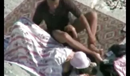 Quente vídeos porno adultos porra de uma quente maduro casal em a village hayloft
