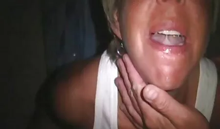 Um cão que Jovem Branco chupa um pau de homem negro videos pornos adultos gratis e irmã ansiosa com ele